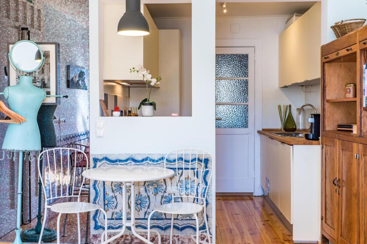 Heart - Yellow By Lovelystay Apartment Lisbon